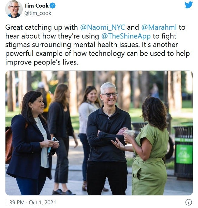 Apple CEO Tim Cook tweets about  recent meeting with Shine's co-founders - Cook: Apple products not made for "endless, mindless scrolling"
