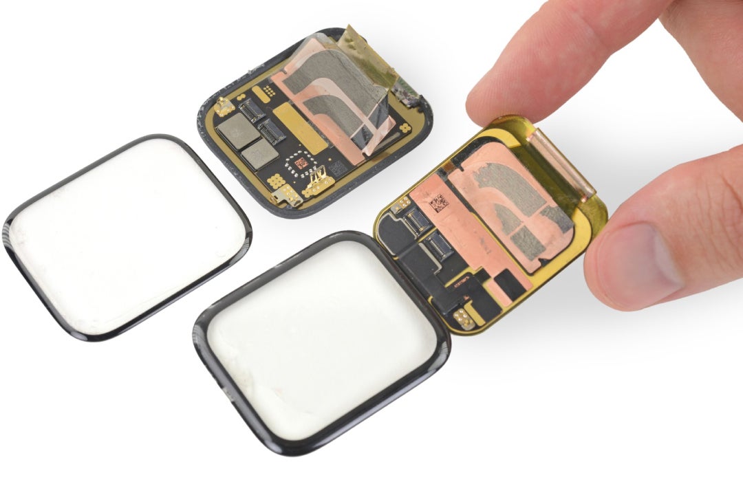 iFixit opens the Apple Watch Series 7 with the help of ex-Apple engineers