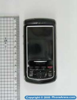 Samsung SGH-i858 - new GSM slider with touch screen
