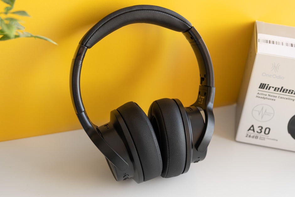 OneOdio wireless headphones - affordable, comfortable, high-quality audio