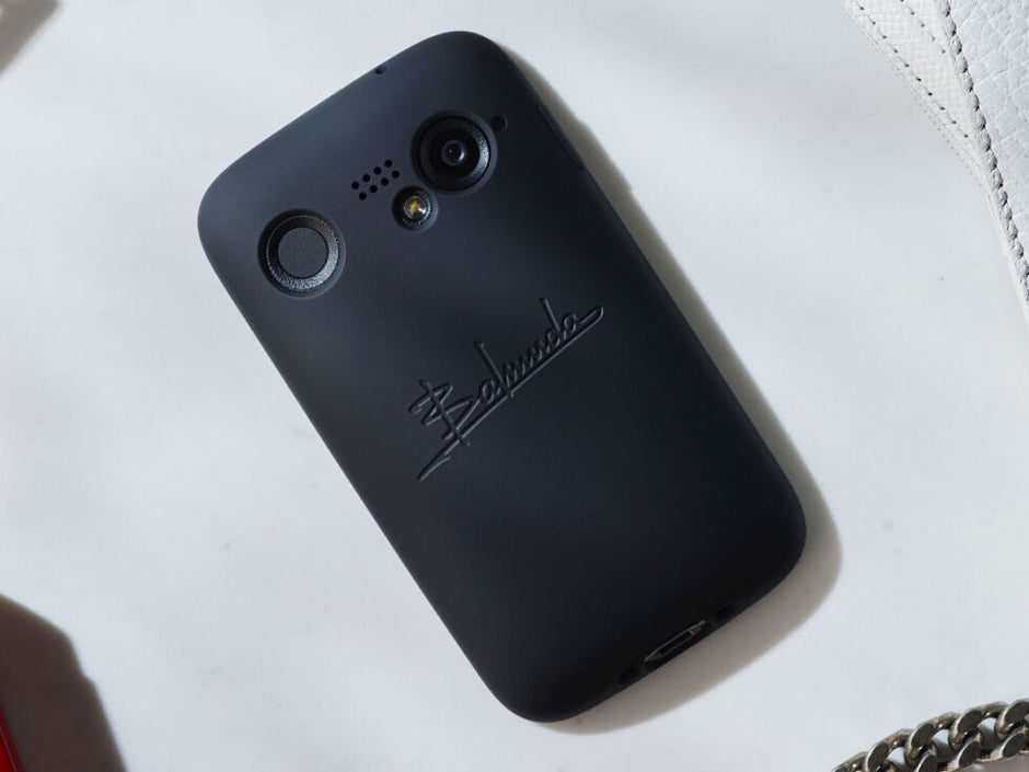 Conheça o Balmuda Phone - pequenina fofura de uma empresa japonesa de torradeira
