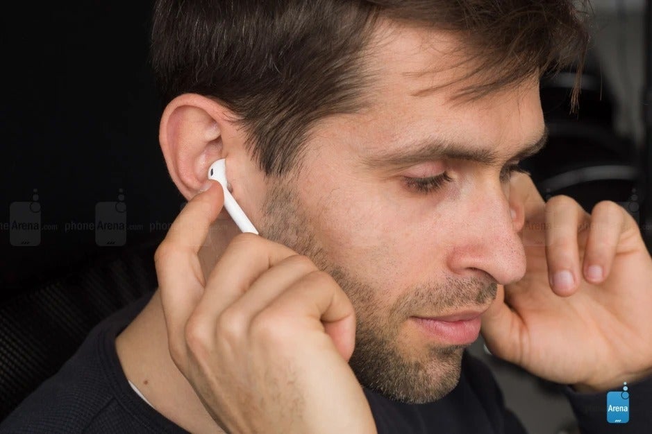 Apple AirPods Black Friday 2021 deals