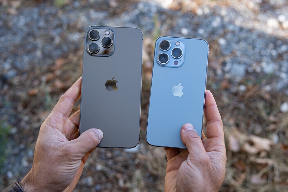 Apple iPhone 13 Pro Max and iPhone 13 Pro - Galaxy S22 vs. iPhone 14: Apple isn't the expensive brand anymore