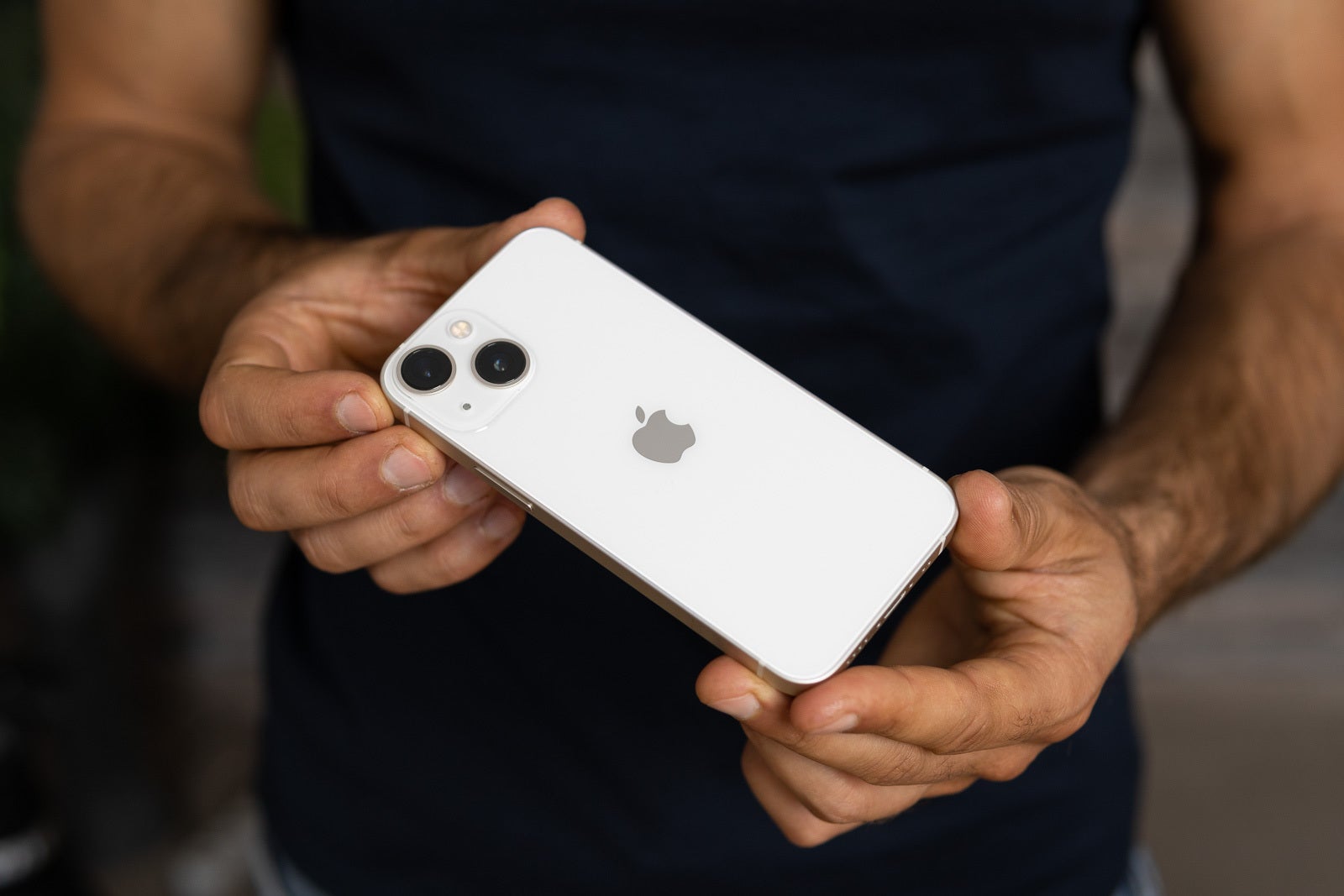 Everyone&#039;s &quot;copying&quot; the iPhone, yet no one steals this?