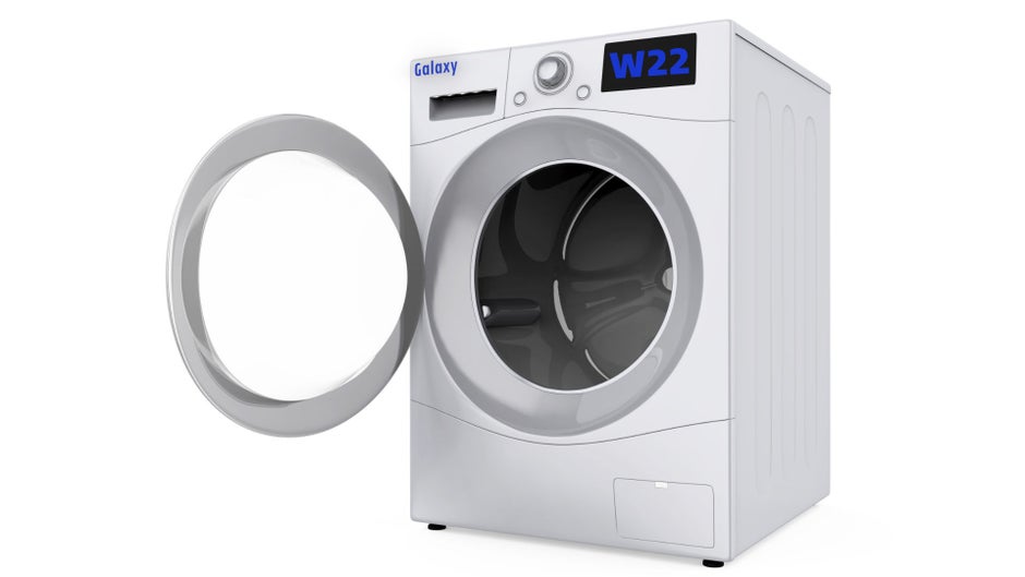 A Galaxy washer... Seems a bit off, doesn't it? - Samsung's logo: Is it less magnetic than Apple's and should it be replaced?