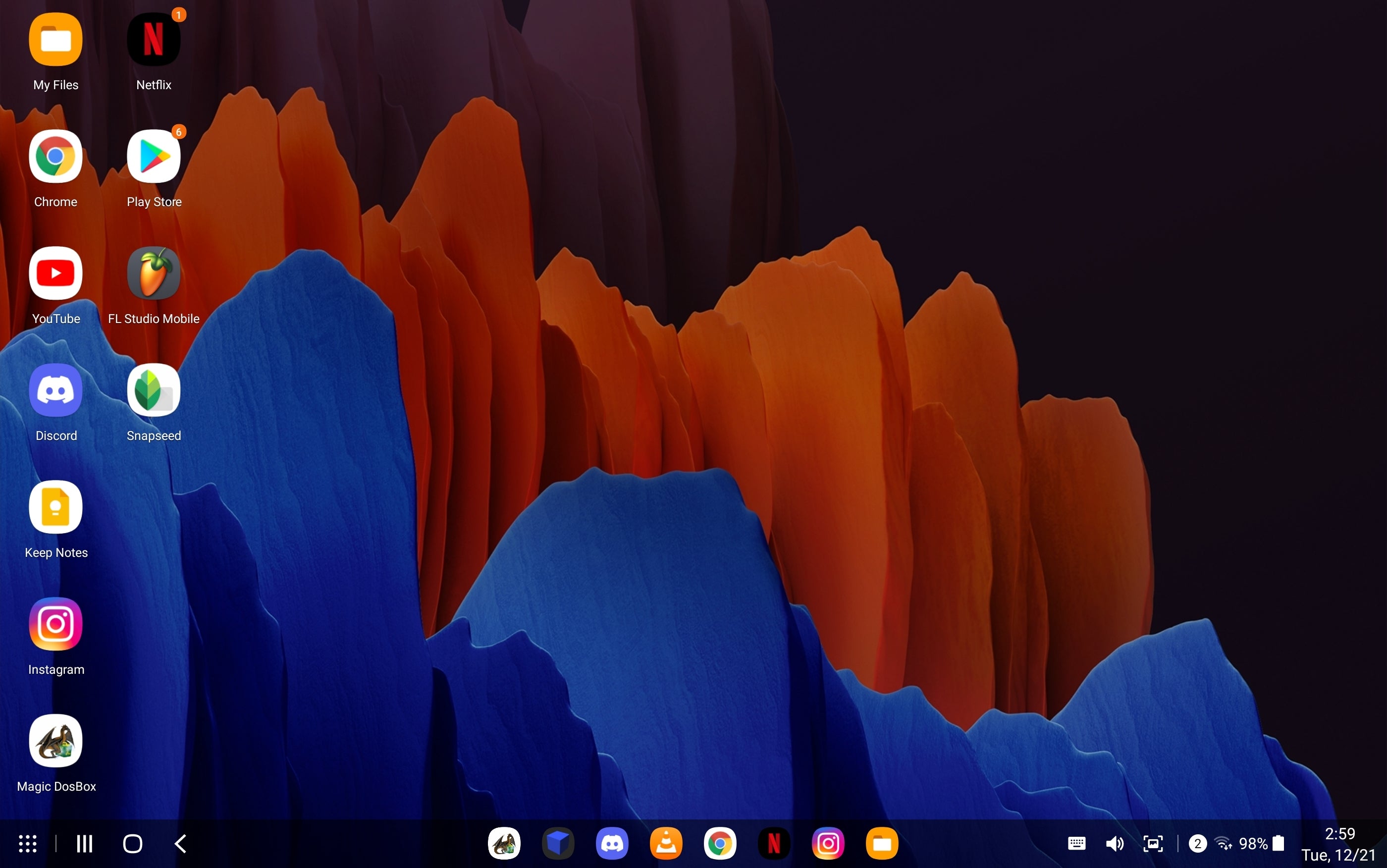 DeX looks like a nice blend of Windows 11 and Chrome OS. - Why I love the Galaxy Tab&#039;s one huge advantage over iPad Pro