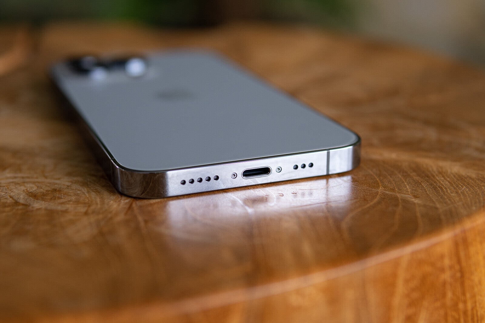 Let&#039;s design the perfect smartphone together!