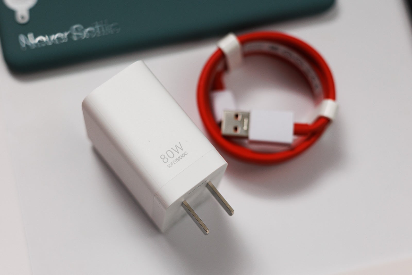 Thankfully, the OnePlus 10 Pro comes with a fast charger - OnePlus 10 Pro: what&#039;s in the box?