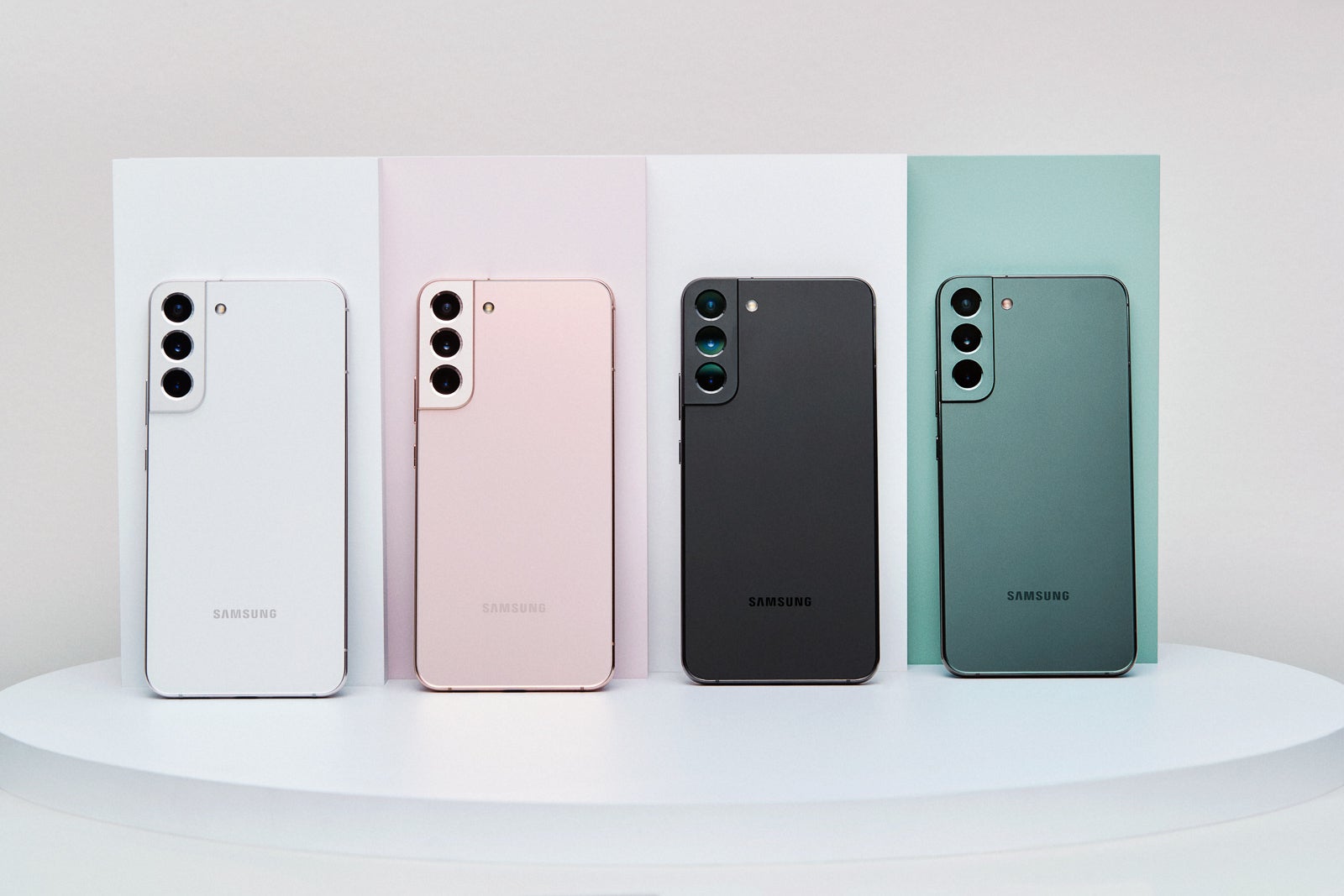 The Galaxy S22 and S22 Plus look familiar, to say the least. - Samsung Unpacked Recap: what went down