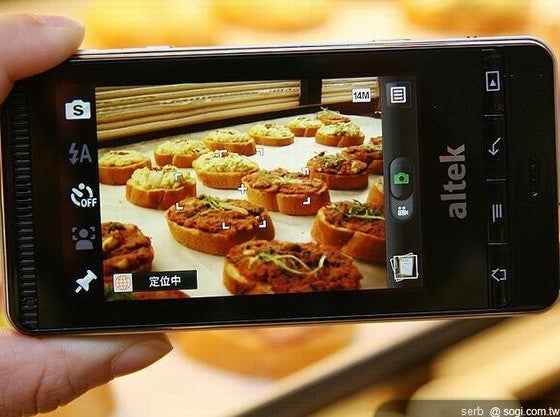 altek A14 LEO, an Android phone with a 14MP camera, is to be released this month
