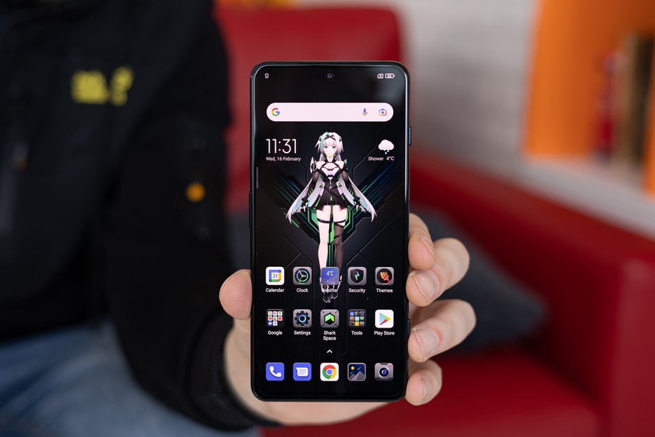 Black Shark 4 Pro hands-on: serious gaming phone for serious gamers (10% off code inside)
