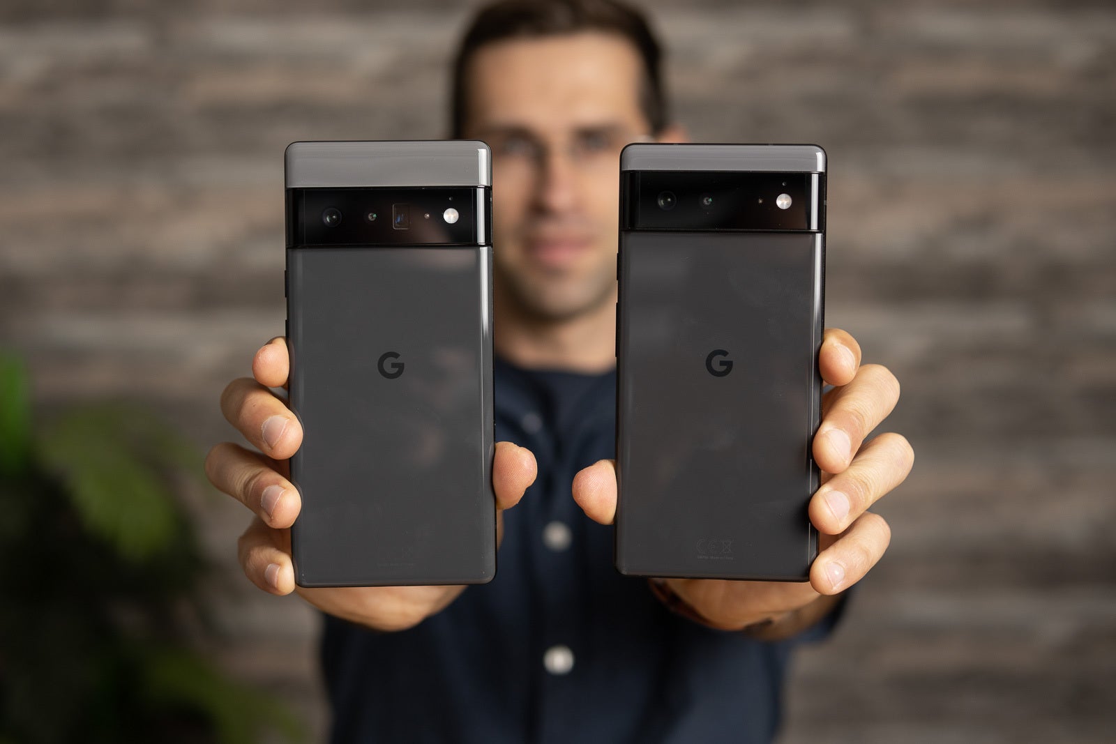 The camera modules of the Pixel 6 phones are interesting but not a new thing - iPhone 13, Galaxy S22 Ultra, and Pixel 6: new designs or blasts from the past?