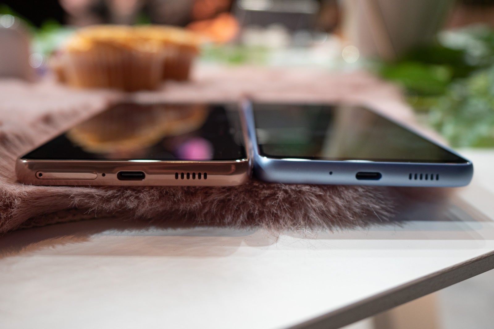 Galaxy A53 and Galaxy A33 have no headphone jacks - Galaxy A53 and Galaxy A33 have no headphone jack, no charger in the box