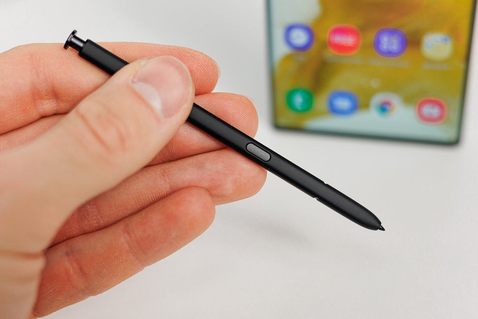 The S Pen button is your best friend - Galaxy S22 Ultra and S Pen: Everything you need to know