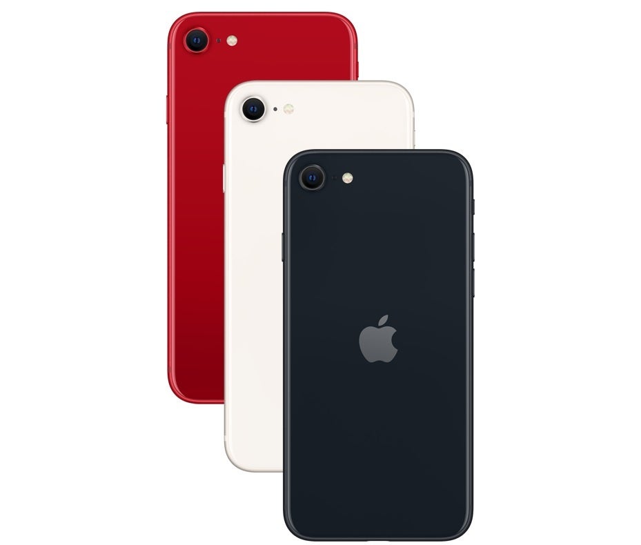 Wedbush expects 30 million iPhone SE units to be sold this year - "Stellar" iPhone 13 sales put Apple in the midst of a "monster product cycle" says analyst