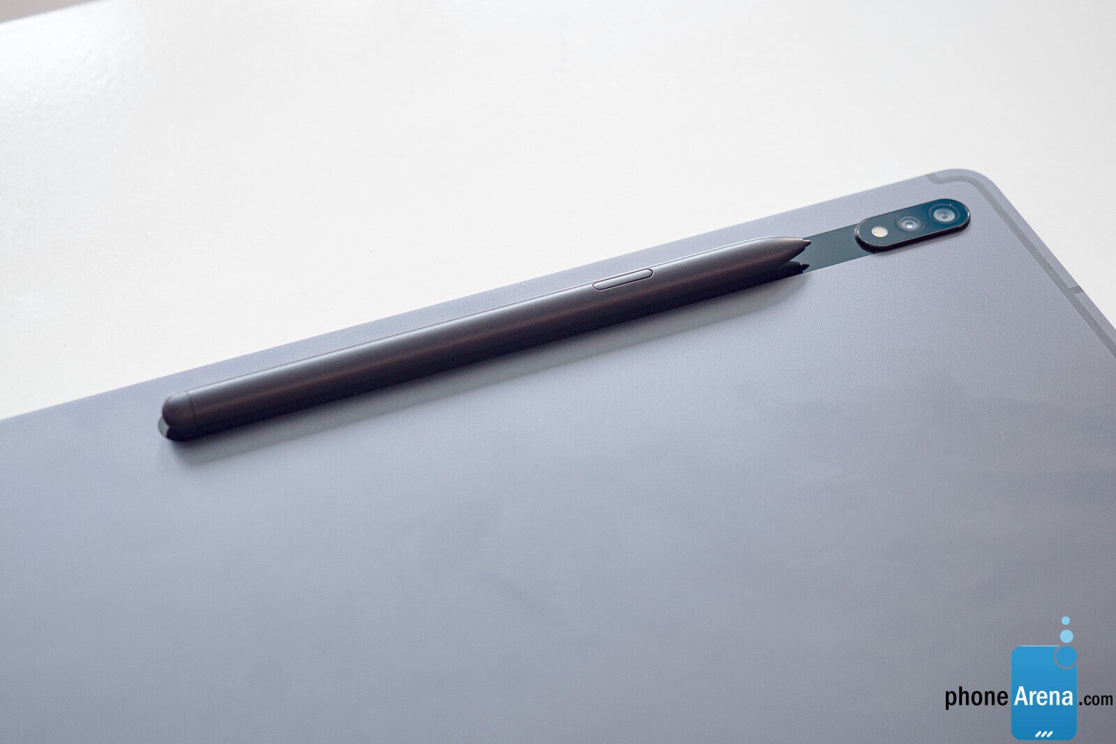 Samsung S Pen is better than Apple Pencil, but it&#039;s not enough: 2022 tablet stylus hot take