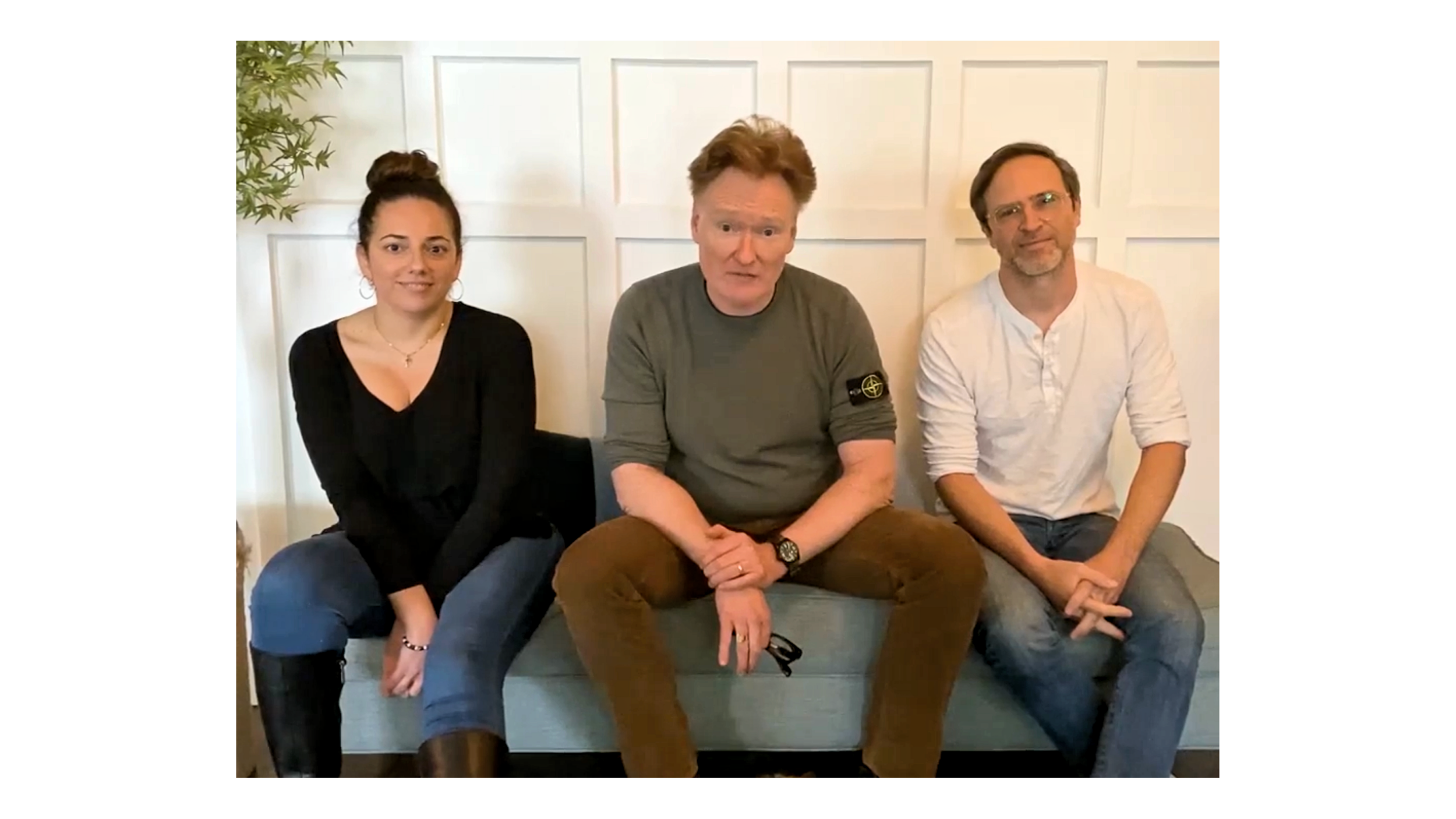 Sona Movsesian, Conan O&#039;Brien and Matt Gourley. Not shot on Pixel 6 Pro. - I met a breast implant dealer and a cowgirl in a Madrid taqueria and we did (not) take a photo
