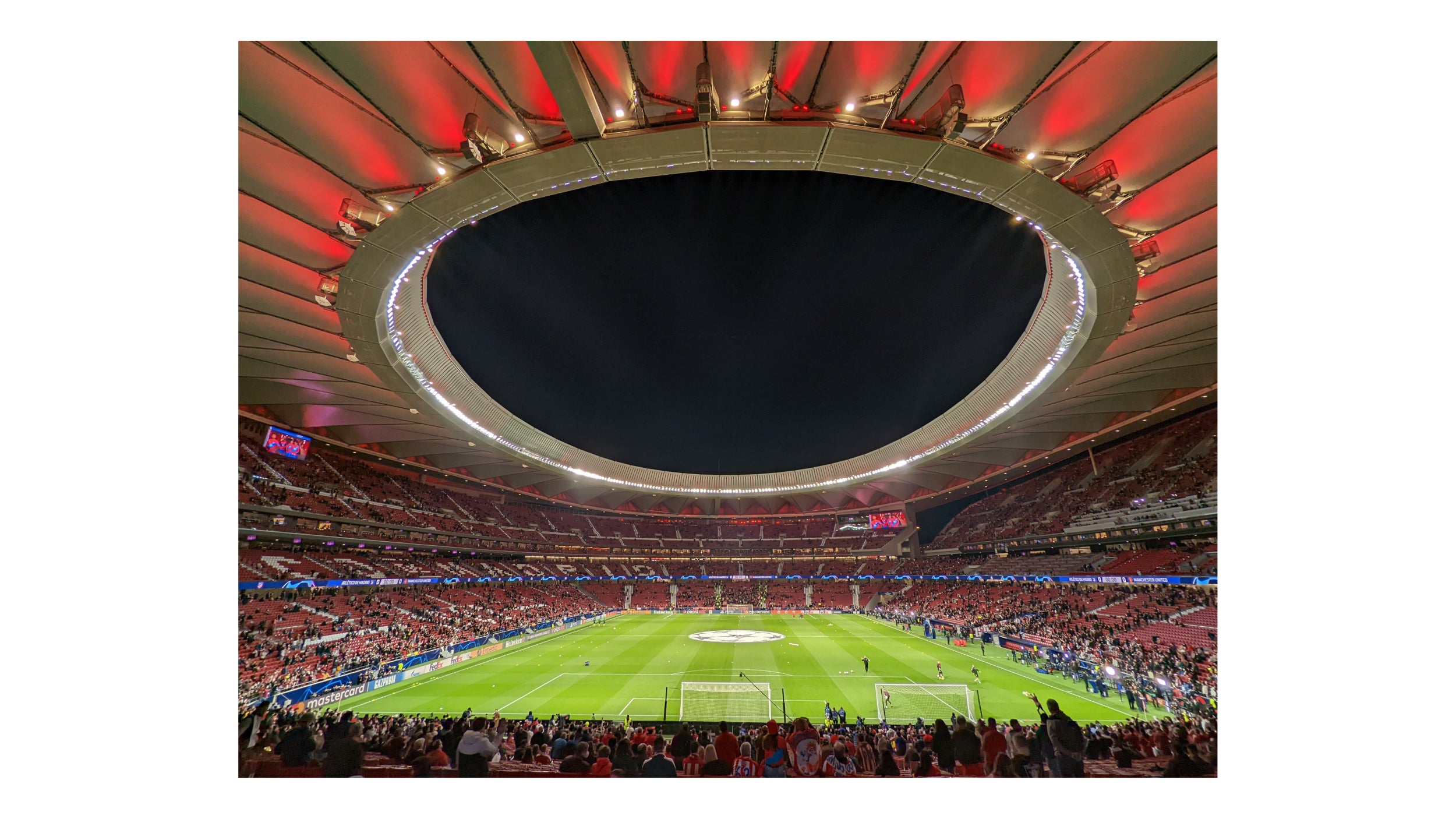 The Wanda Metropolitano stadium in Madrid - a very bad example of fast food photofrapgy. Shot on Pixel 6 Pro. - I met a breast implant dealer and a cowgirl in a Madrid taqueria and we did (not) take a photo