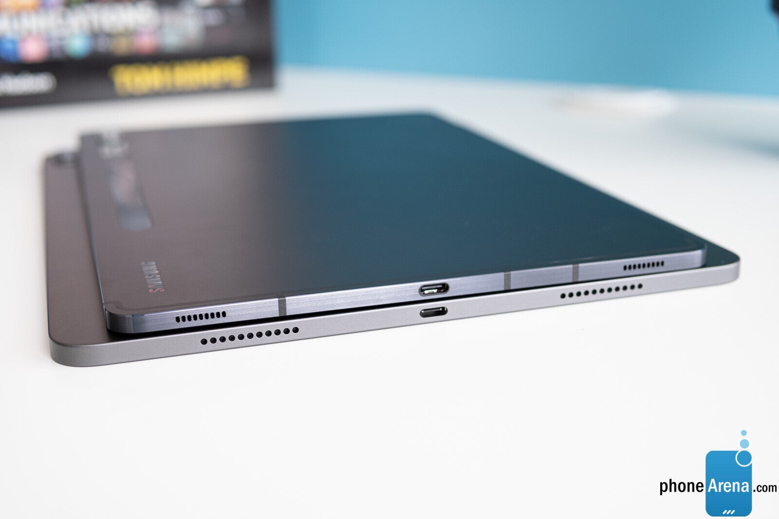 One&#039;s an iPad and one&#039;s a Galaxy Tab - When iPads had character: Tablets are no longer distinctive