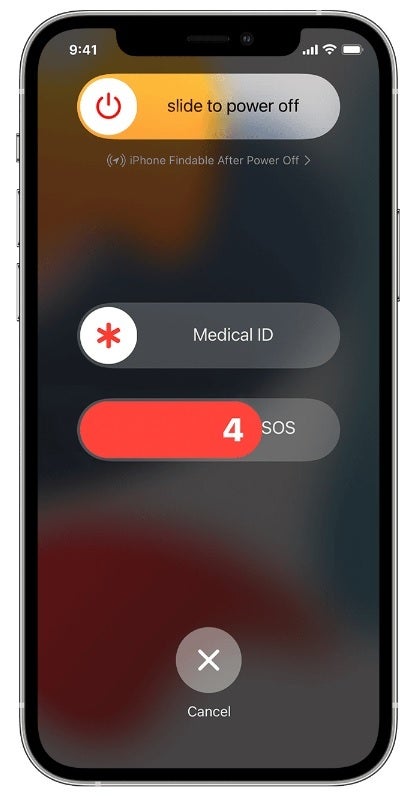 Pressing the iPhone side button and one of the two volume buttons will help you get the phone to call Emergency Services - With 3% battery life on his iPhone, stuck with a 3G signal, a man survives a life and death ordeal