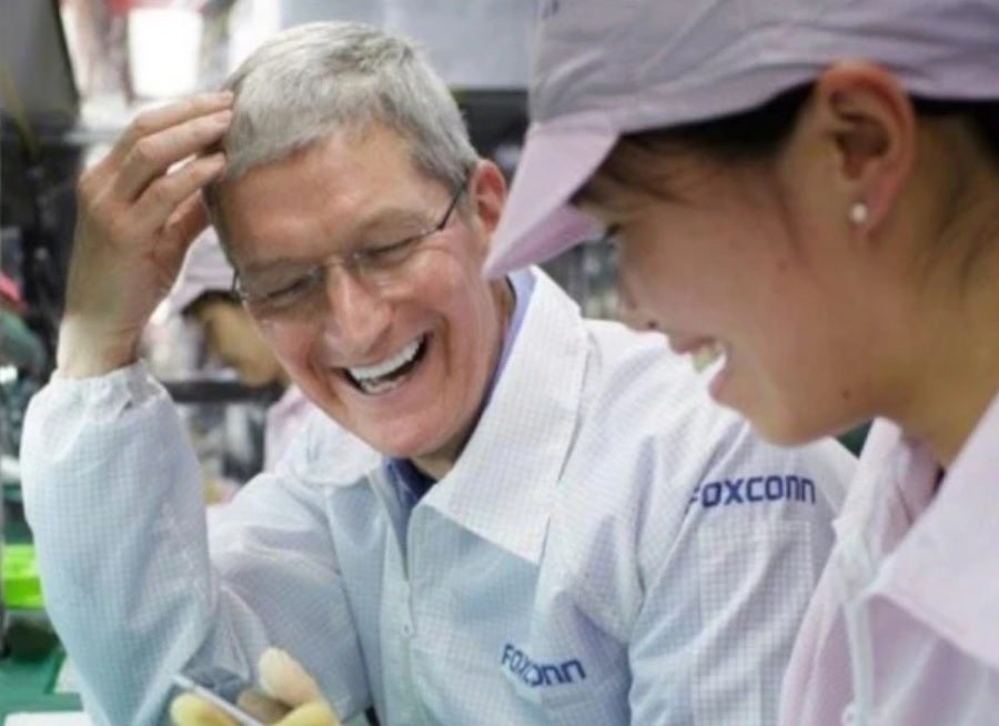 Apple CEO Tim Cook visits one of Apple's three Chinese iPhone assembly facilities - Despite Pegatron lockdown, iPhone SE 3 remains in stock confirming weak demand for the phone