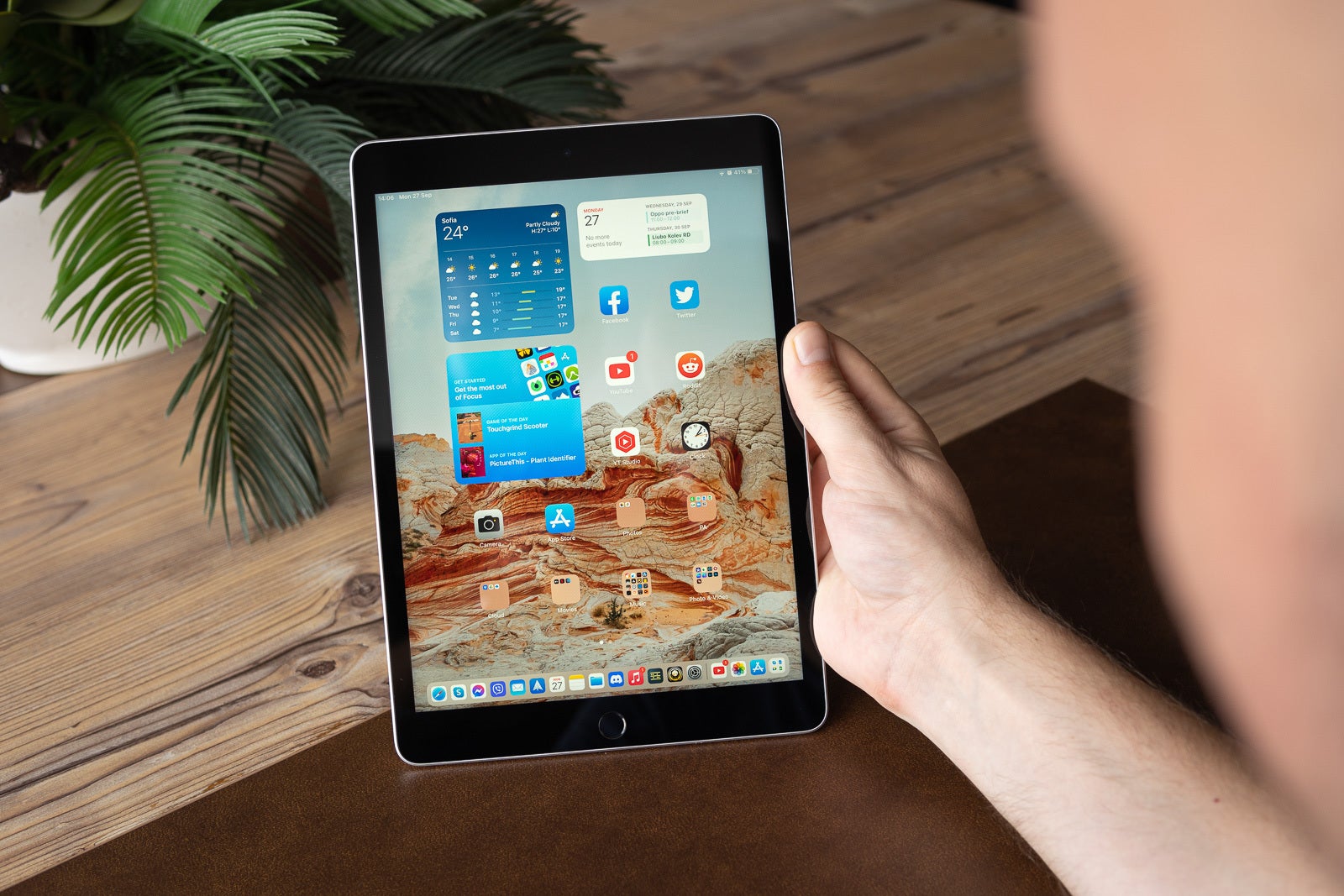 The iPad (2021) and iPad mini were the world's best-selling tablets in Q1