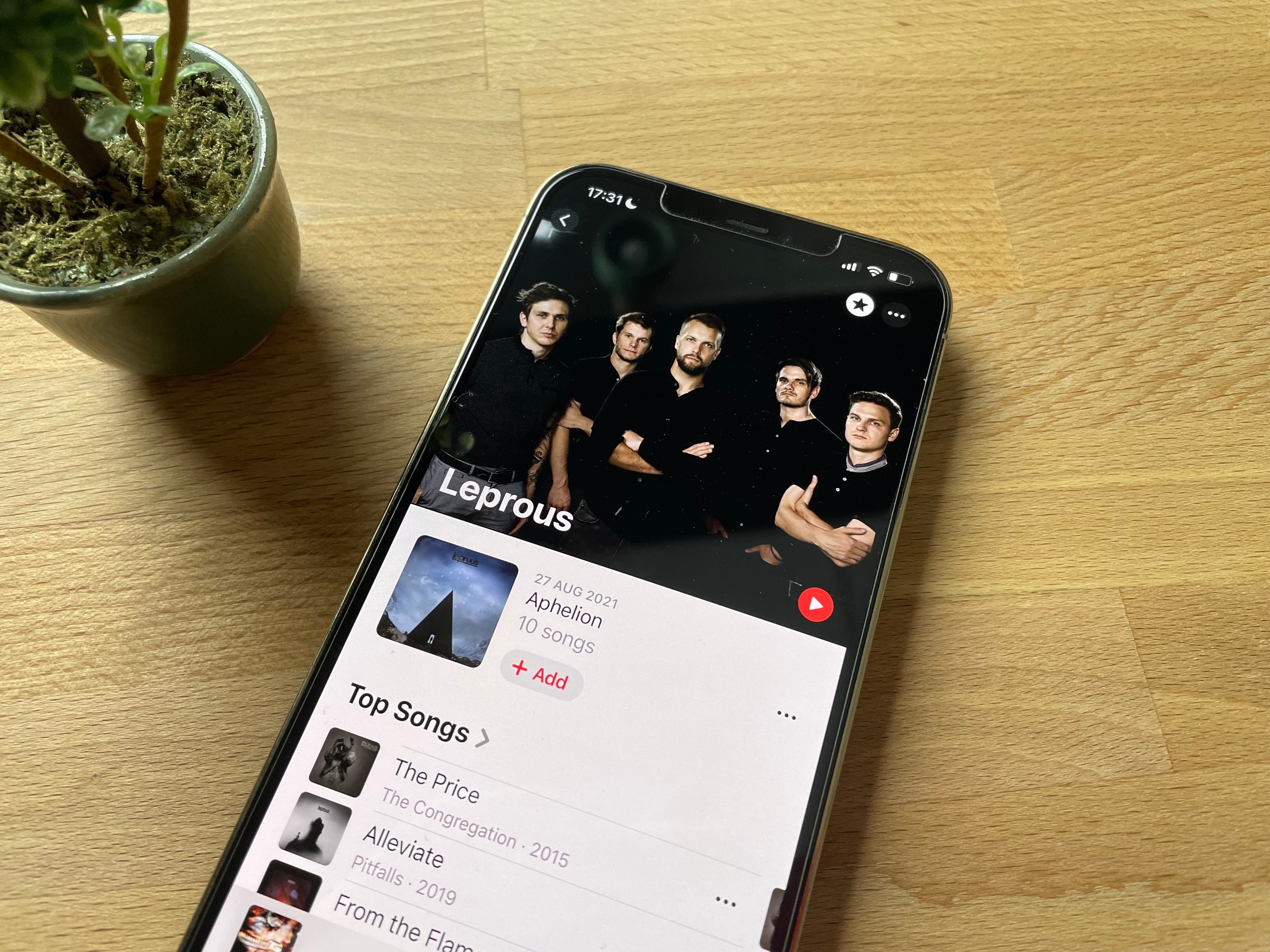 iOS 16 adds two cool new features to the Apple Music app