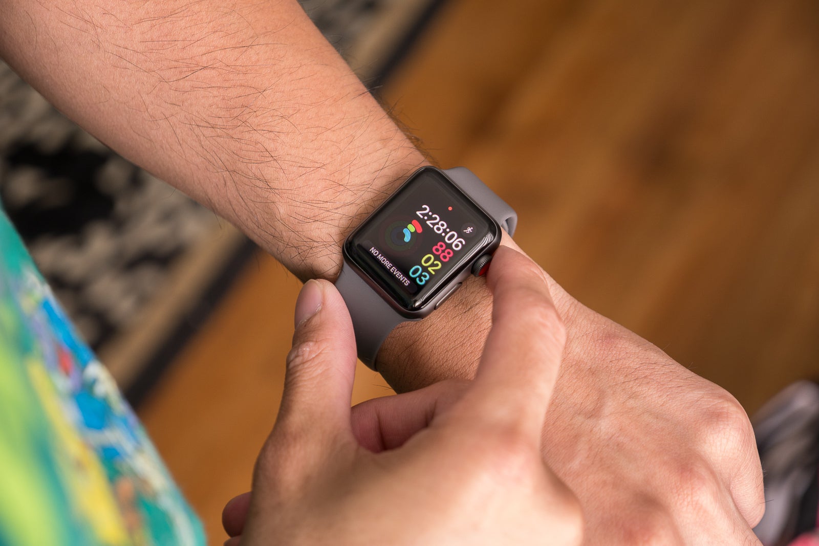 Apple Watch Series 7 dan SE adalah jam tangan pintar terlaris di dunia di Q1