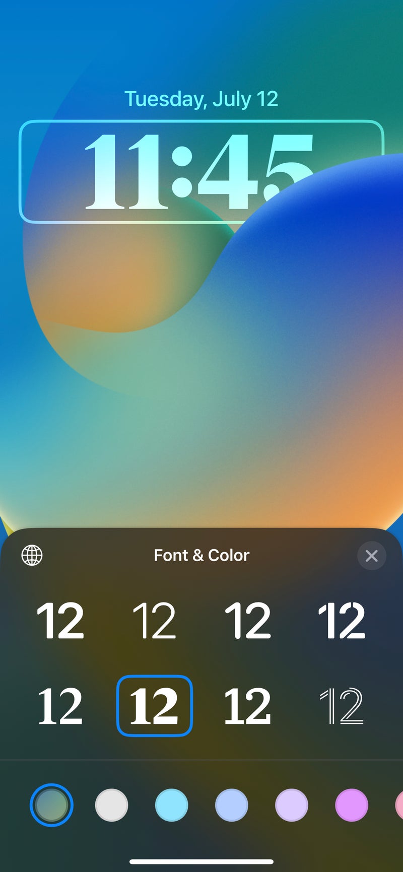 iOS 16 clock customization