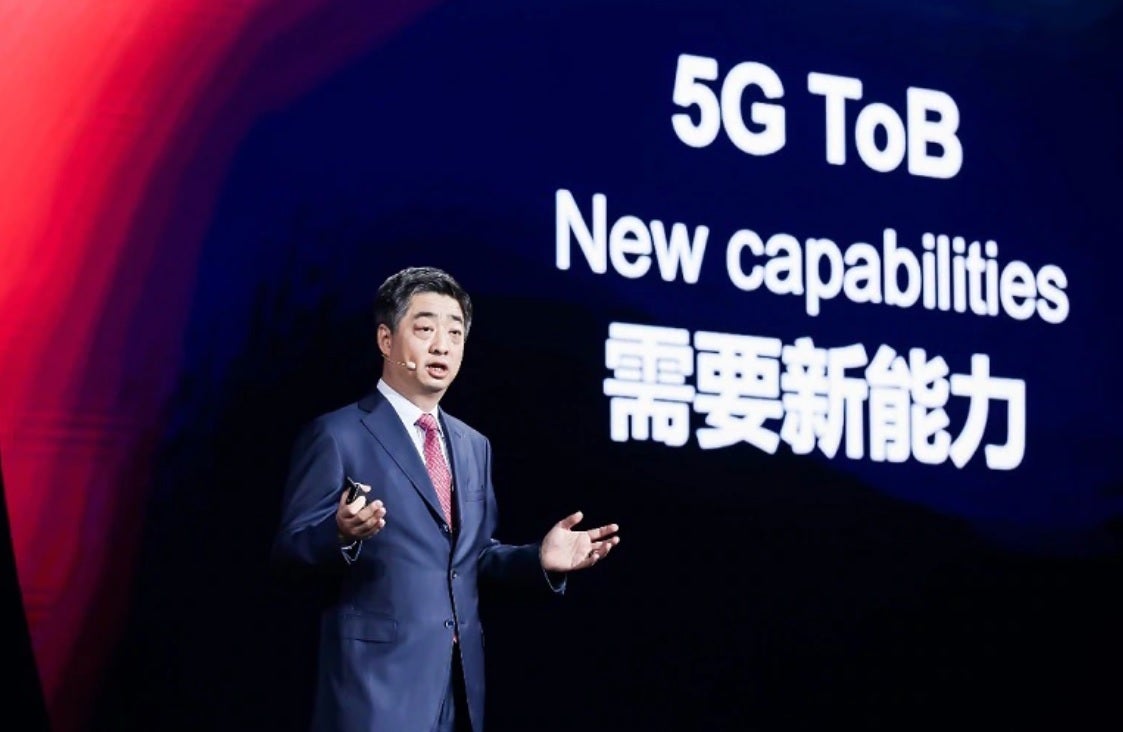 En 2020, el vicepresidente de Huawei, Ken Hu, habla con los líderes de telecomunicaciones sobre las capacidades de 5G - Bomba del FBI: el equipo celular rural de Huawei podría espiar las armas nucleares de EE. UU. y más
