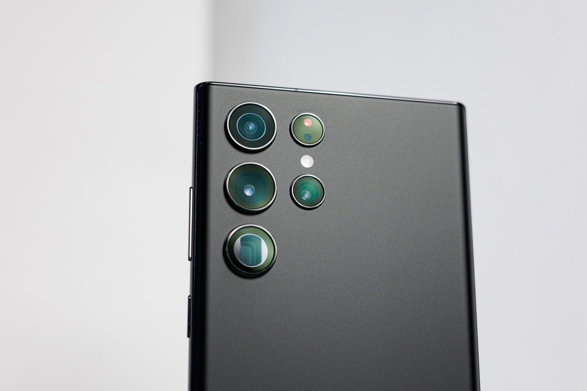 At least one of those S22 Ultra cameras will go unchanged while another could get a huge upgrade on the S23 Ultra. - No battery size upgrade tipped for Samsung&#039;s Galaxy S23 Ultra