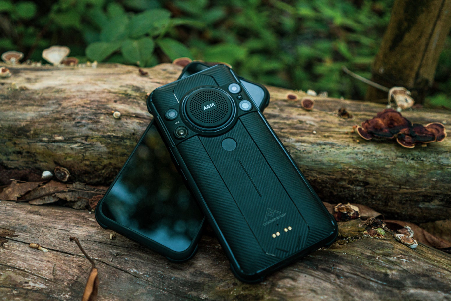 ¿El mejor teléfono para acampar y hacer senderismo?  AGM H5 Pro: batería resistente y grande, ¡altavoz de 109 dB!