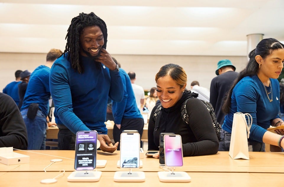 Don't want to wait for shipping? The Apple 14 series can be purchased at the Apple Store - Despite the rumors, lead times for the iPhone 14 Pro line show strong demand