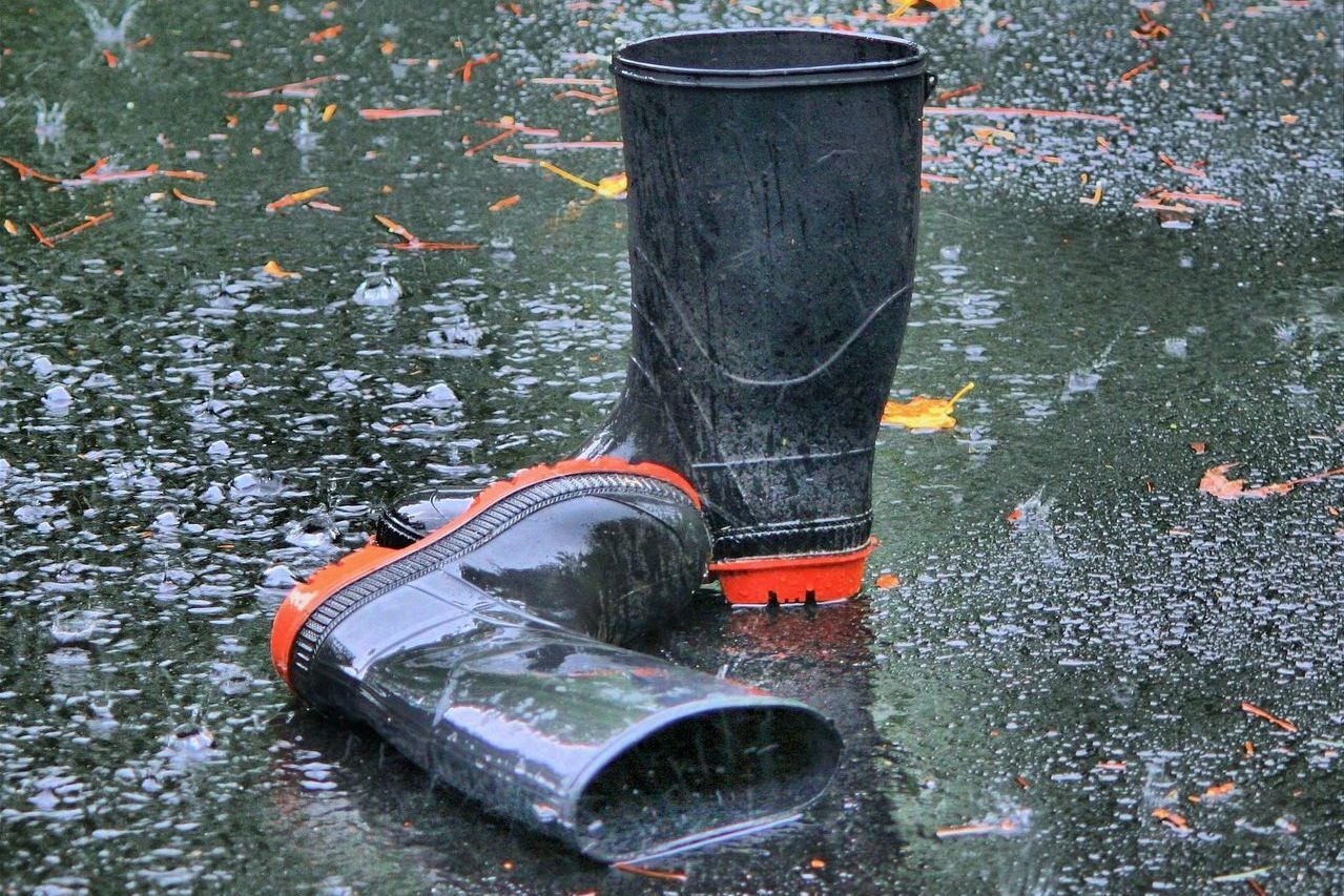 Is the Pixel 7 series waterproof?