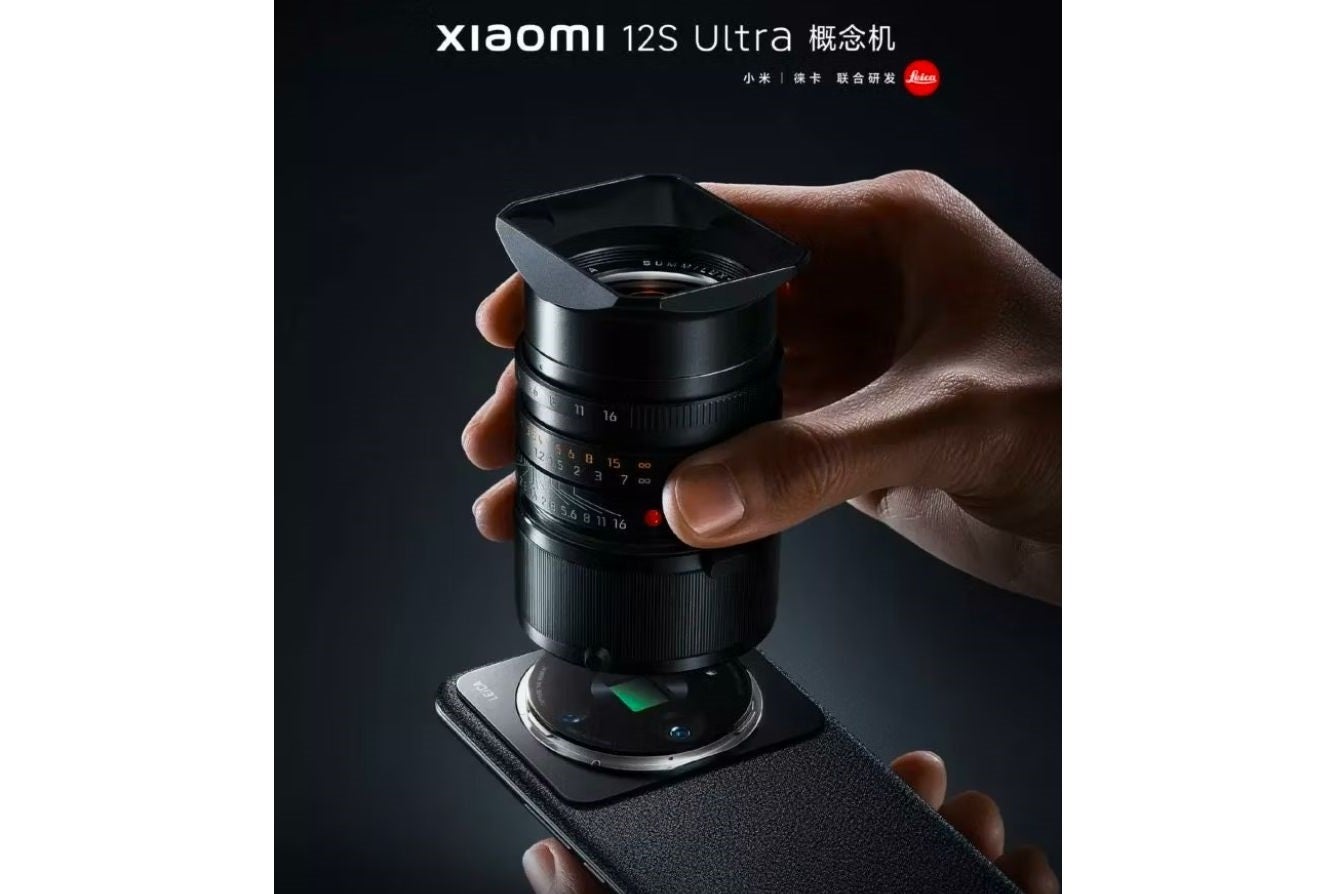 Do you want to see this phone in stores? - Xiaomi shows a concept phone with interchangeable lenses