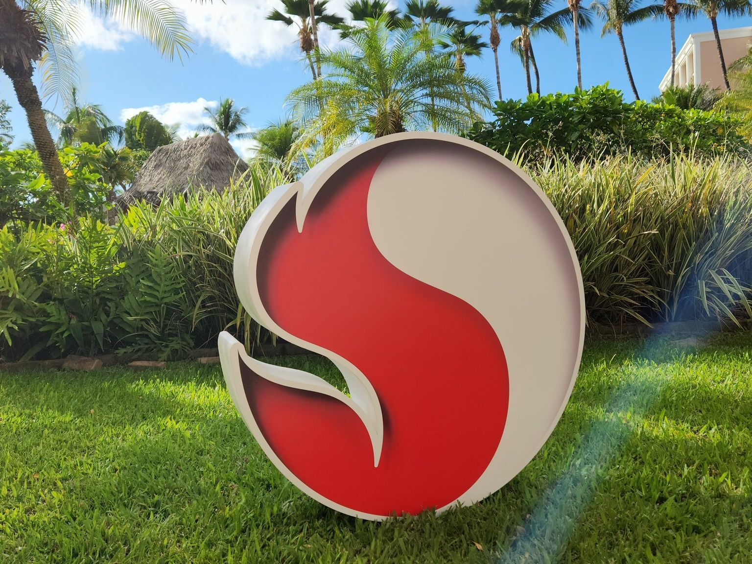 Snapdragon’s is already teasing the event (and the view) over on Twitter. - How to watch the Snapdragon 8 Gen 2 announcement livestream