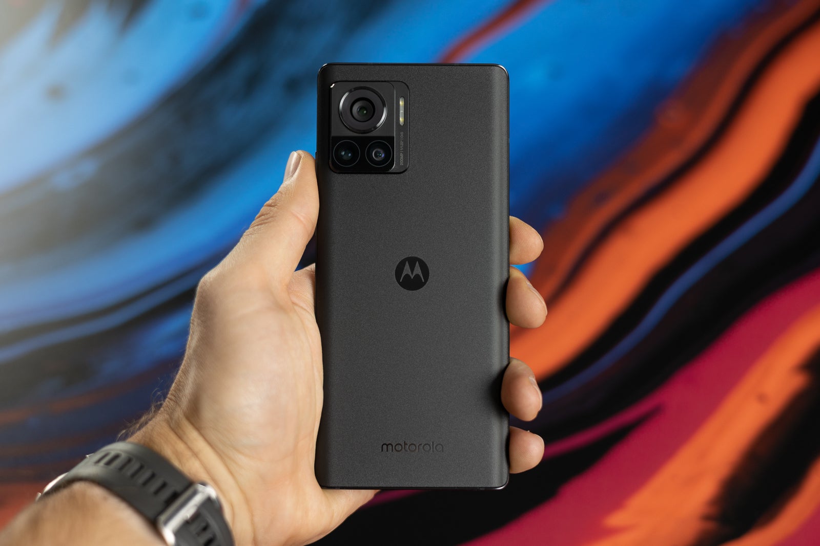 The Edge 30 Ultra was the last phone from Motorola capable of 125W fast charging. - Motorola Edge 40 Pro FCC certification reveals 125W fast charging capabilities