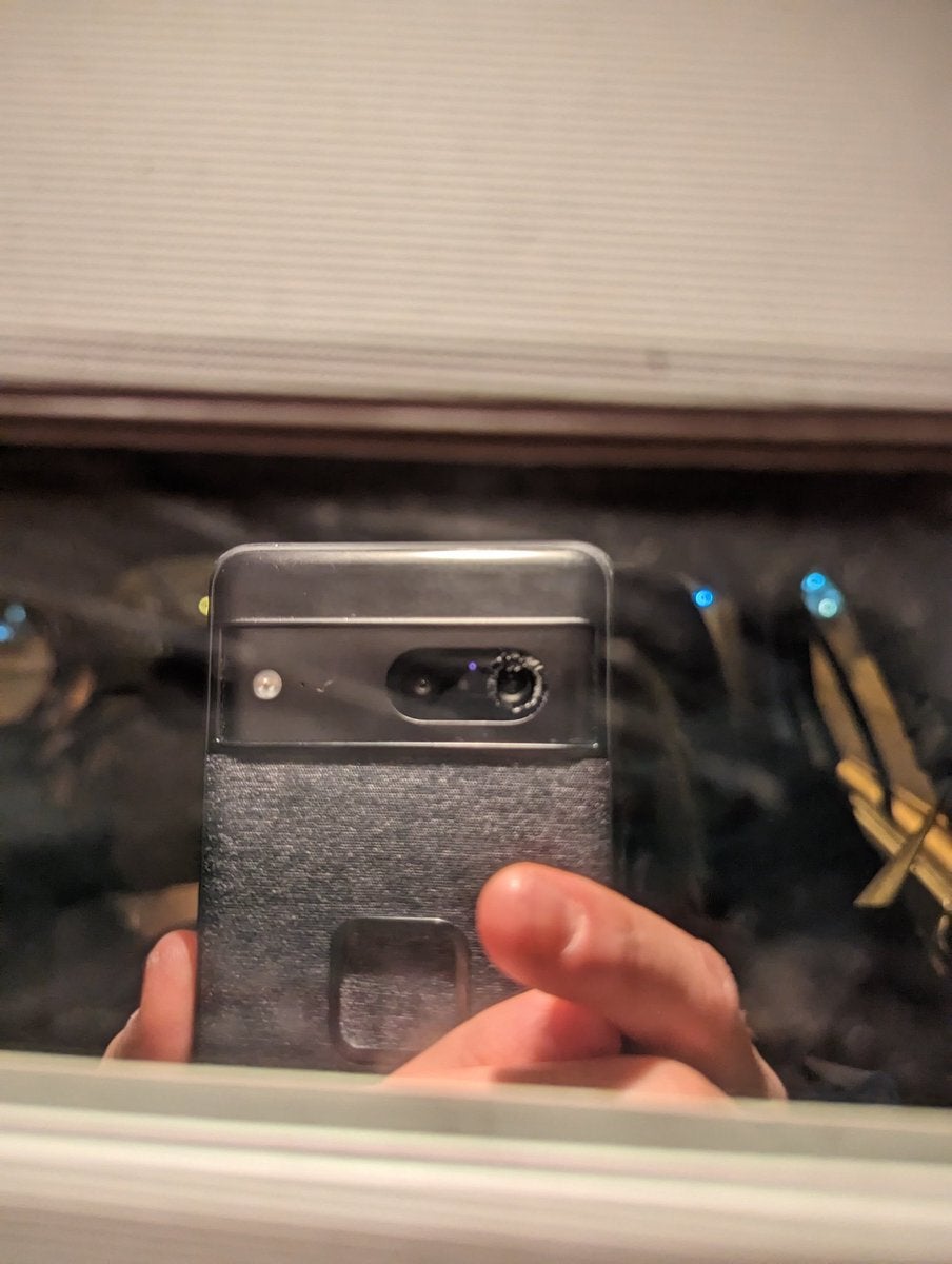Pixel 7 owner find the glass broken on this phone's rear camera bar - Some Pixel 7 users are finding the glass on their rear camera bar is randomly shattering