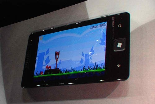 Angry Birds is flying to a WP7 handset near you starting on May 25th
