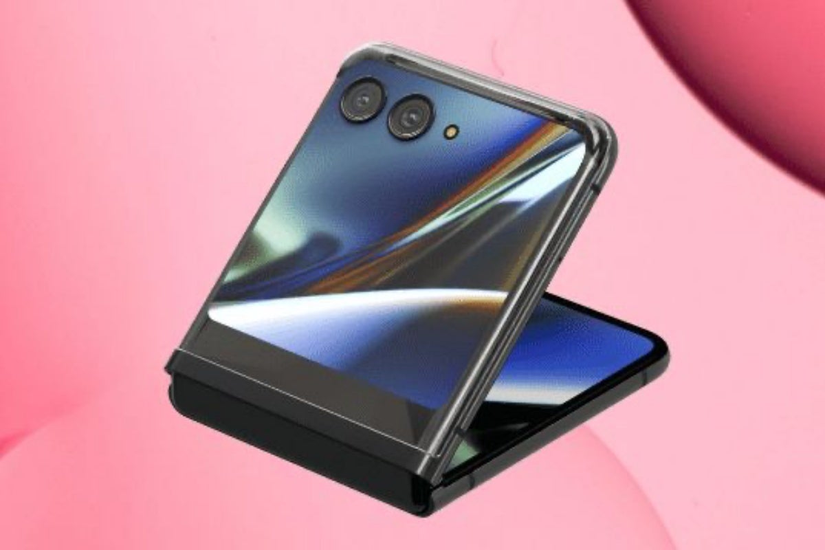 This is quite possibly how the Razr (2023) will look. - Motorola will bring a 'much better' new Razr foldable to market 'very soon'