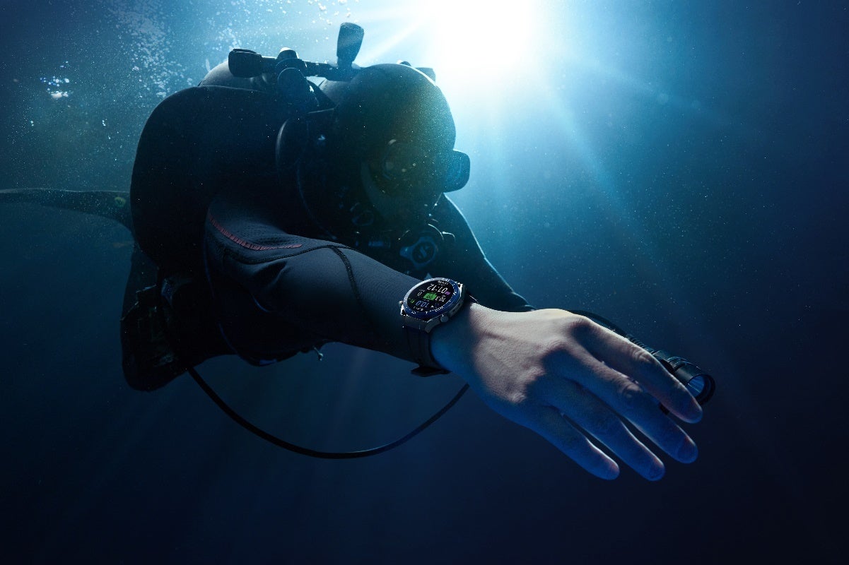 Huawei raises the bar with the Huawei Watch Ultimate