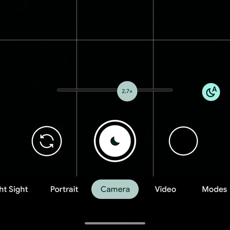 Pixel 6 and 6 Pro zoom range UI.