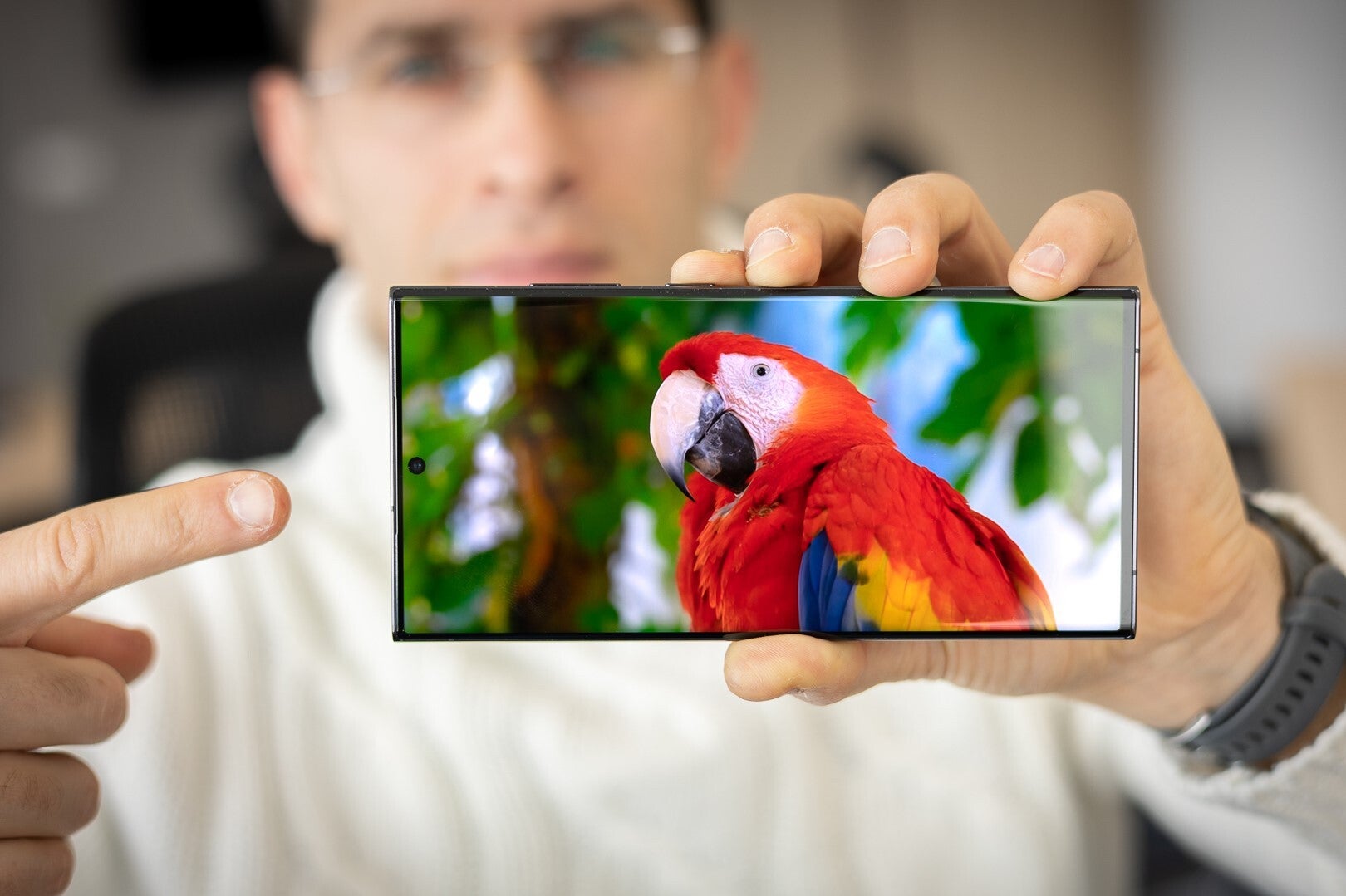 (Photo credit - PhoneArena) - Amazon is offering you a free storage upgrade for the Galaxy S23 series: limited time offer!