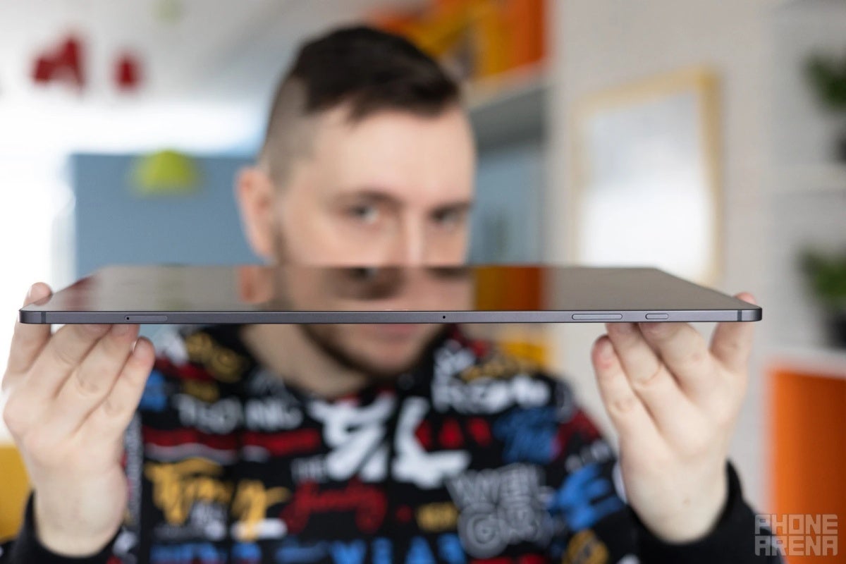 Yes, the Tab S9 Ultra is set to be exactly as thin as the Tab S8 Ultra (pictured here). - These are (most likely) the impressive specs of Samsung&#039;s next-gen Galaxy Tab S9 Ultra beast