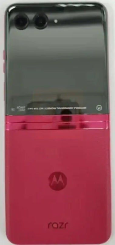 Il s'agirait d'une image en direct du nouveau Razr - Les dépôts révèlent les deux noms du prochain Razr de Motorola et la capacité de la batterie