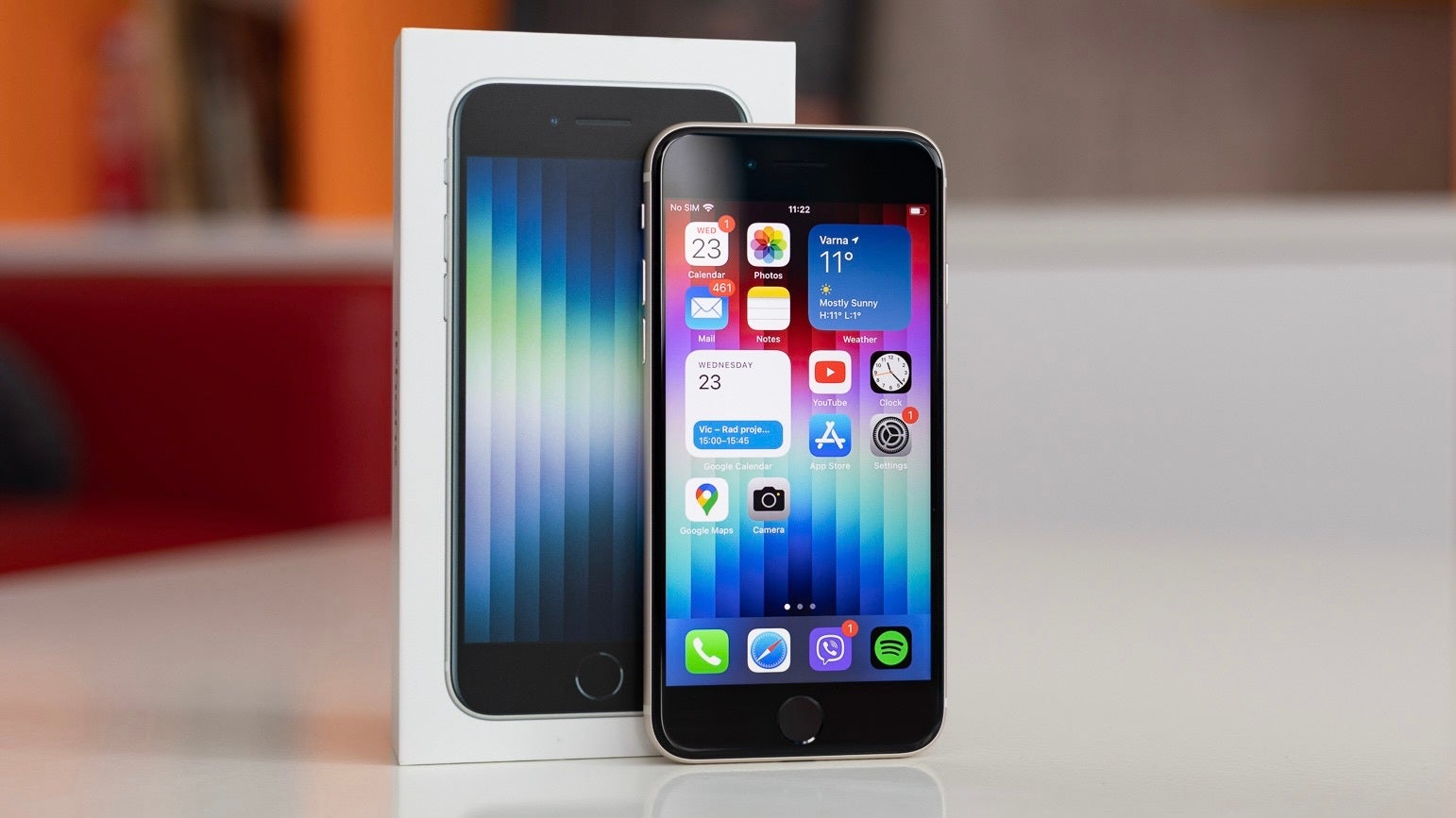 The iPhone SE and the iPhone mini: How to make the perfect budget iPhone