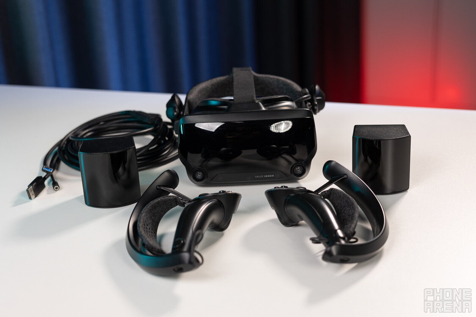 The Valve Index requires plenty of free outlets and involves lots of cables, tracking devices - Opinion: The Quest 2 made all current VR headsets obsolete! Apple, Valve, HTC all follow the king; great news for us!