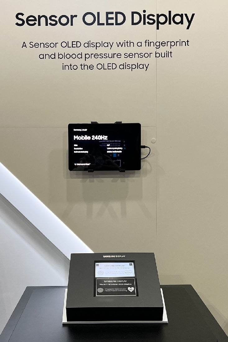 The Sensor OLED Display can recognize fingerprints anywhere on the display while monitoring a user&#039;s heart rate, blood pressure, and more - Samsung shows off several exciting displays including one that expands more than 5 times