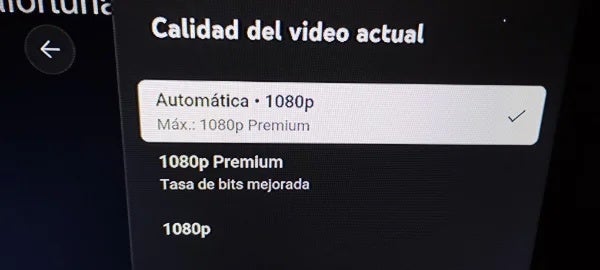 La nouvelle option Premium 1080p de YouTube commence à apparaître pour les utilisateurs d'Android et de Google TV