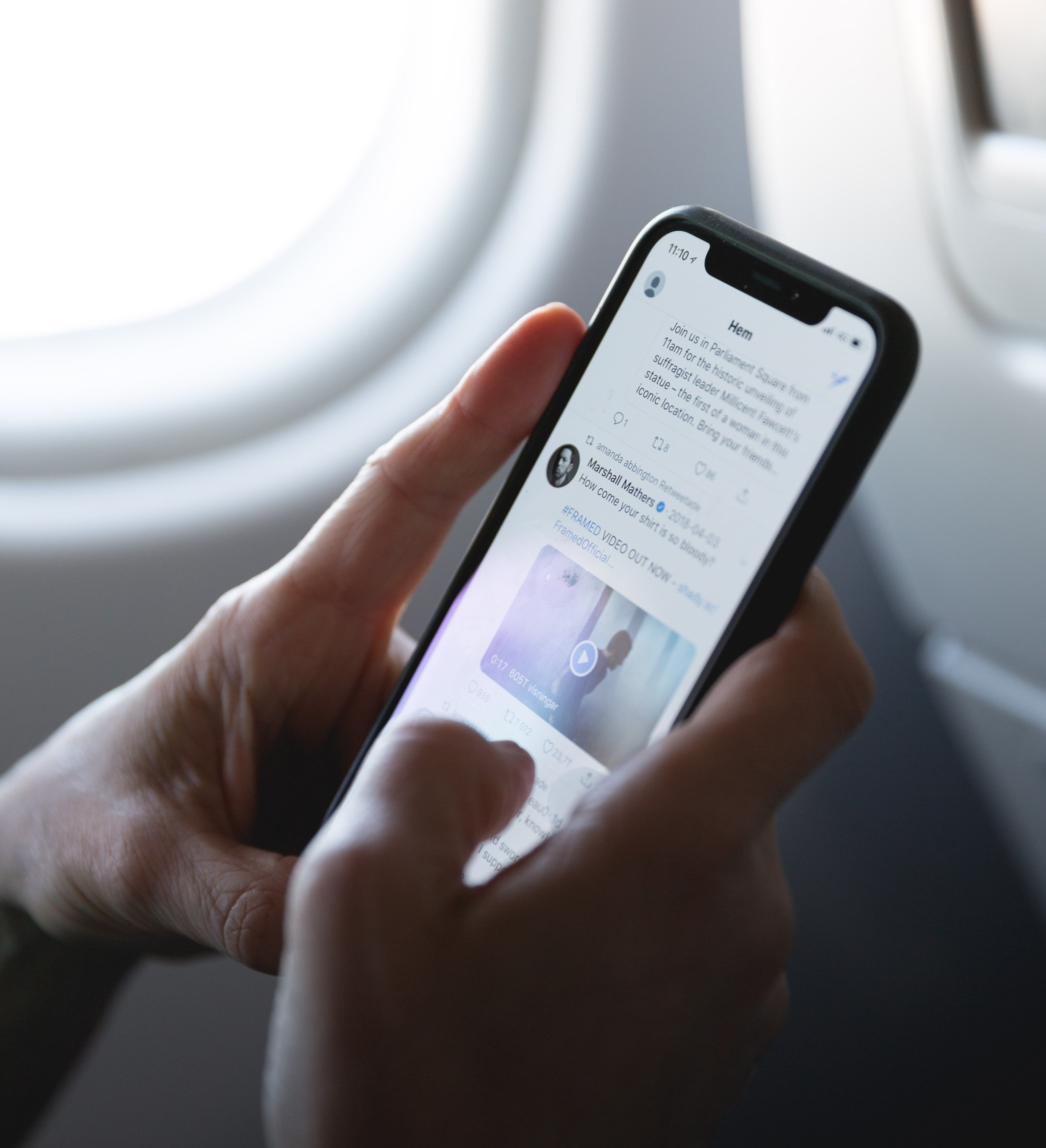 Wi-Fi on a plane: which airlines have it and how much it costs